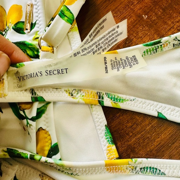 Victoria’s Secret White & Yellow Lemon Bombshell Bra Bikini - Picture 6 of 11